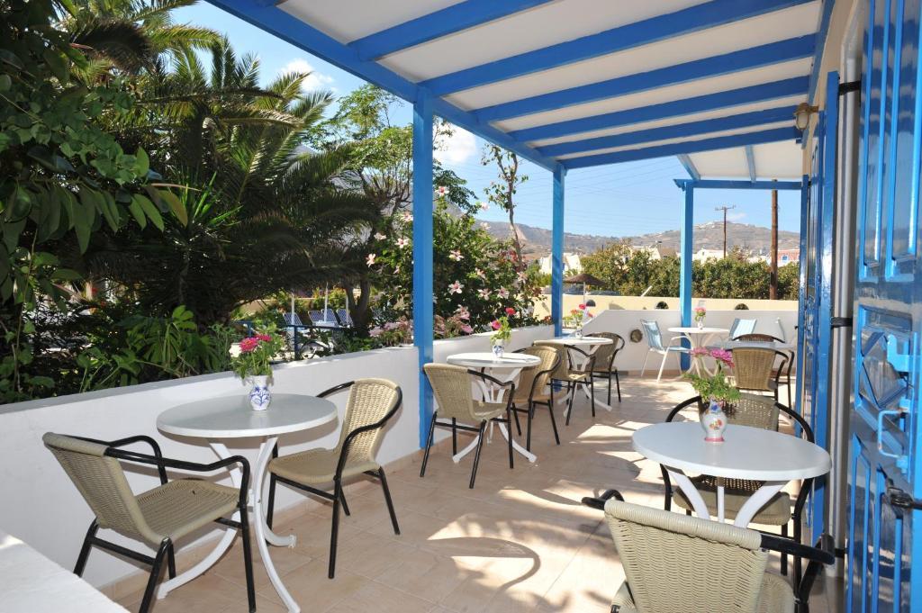 Hotel Avra Камари Экстерьер фото